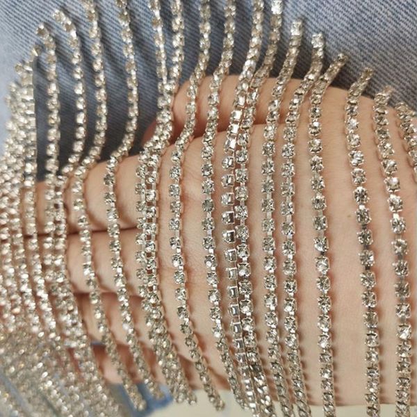 women luxurious tassel rhinestone fringed hole jeans female high waist summer fashion designer wide leg denim shorts 210304, White;black
women luxurious tassel rhinestone fringed hole jeans female high waist summer fashion designer wide leg denim shorts 210304, White;black