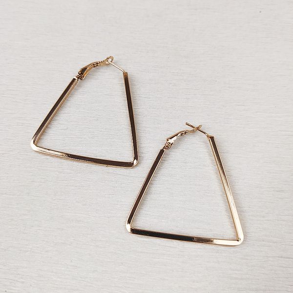 good quality hoop earrings polygon trapezoid shape charming retro popular exaggerated trendy woman girl show party office shiny gift all-mat, Golden;silver
good quality hoop earrings polygon trapezoid shape charming retro popular exaggerated trendy woman girl show party office shiny gift all-mat, Golden;silver