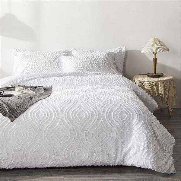 bedding sets white color quilt cover /king size pleat solid comforter with pillowcase double beddings and bed set
bedding sets white color quilt cover /king size pleat solid comforter with pillowcase double beddings and bed set