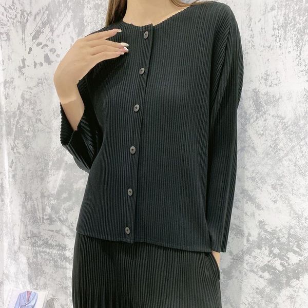 women's jackets changpleat fall jacket for women miyak pleated thickening coat fashion solid long sleeve single-breasted coats, Black;brown
women's jackets changpleat fall jacket for women miyak pleated thickening coat fashion solid long sleeve single-breasted coats, Black;brown