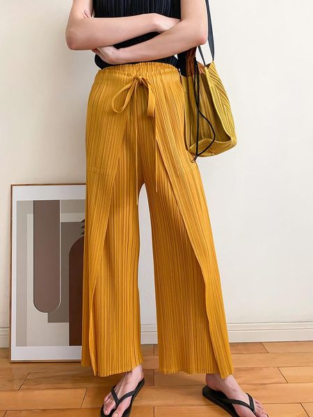 women's pants & capris miyake pleated female skirt two piece lace double layer design strap wide leg loose thin elastic trousers, Black;white
women's pants & capris miyake pleated female skirt two piece lace double layer design strap wide leg loose thin elastic trousers, Black;white