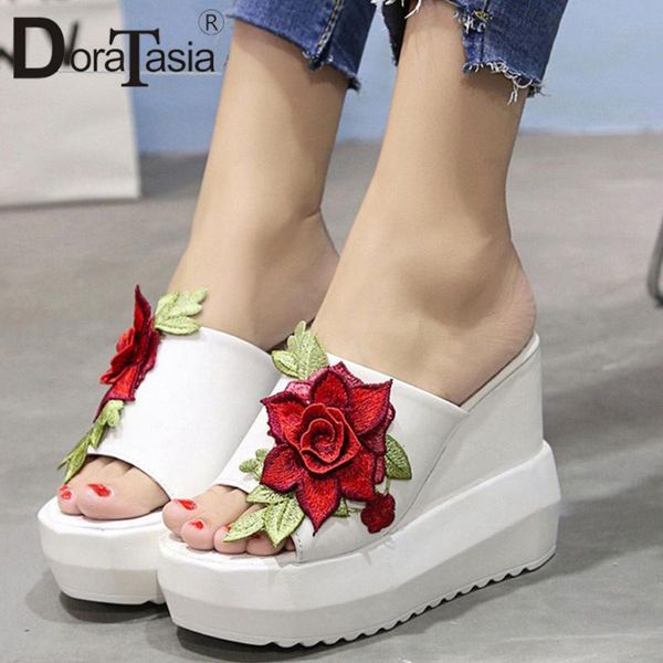 slippers doratasia fashion summer super high wedges slides platform women sweet flower embroider shoes woman, Black
slippers doratasia fashion summer super high wedges slides platform women sweet flower embroider shoes woman, Black