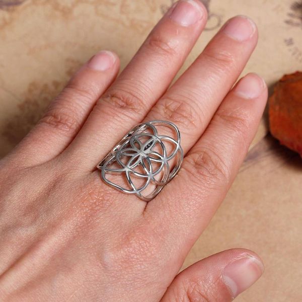 cluster rings fashion copper adjustable seed of life gold/silver color hollow carved men women casual ring jewelry gift for women,1piece, Golden;silver
cluster rings fashion copper adjustable seed of life gold/silver color hollow carved men women casual ring jewelry gift for women,1piece, Golden;silver