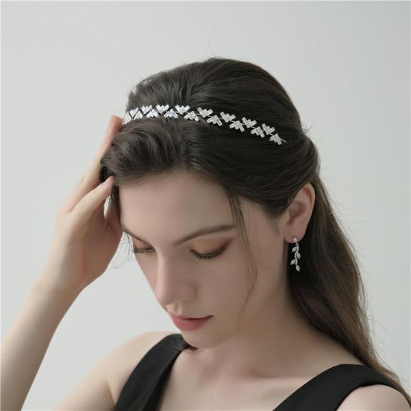 hair clips & barrettes 2021 luxury baroque rhinestone bridal crown tiaras zircon crystal v shape bride headbands wedding accessories gift, Golden;silver
hair clips & barrettes 2021 luxury baroque rhinestone bridal crown tiaras zircon crystal v shape bride headbands wedding accessories gift, Golden;silver