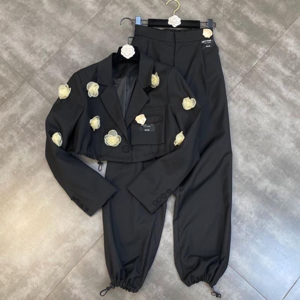 women's two piece pants fabpop 2021 autumn long sleeve appliques single button black slim short crop blazer full set tracksuits gc153, White
women's two piece pants fabpop 2021 autumn long sleeve appliques single button black slim short crop blazer full set tracksuits gc153, White