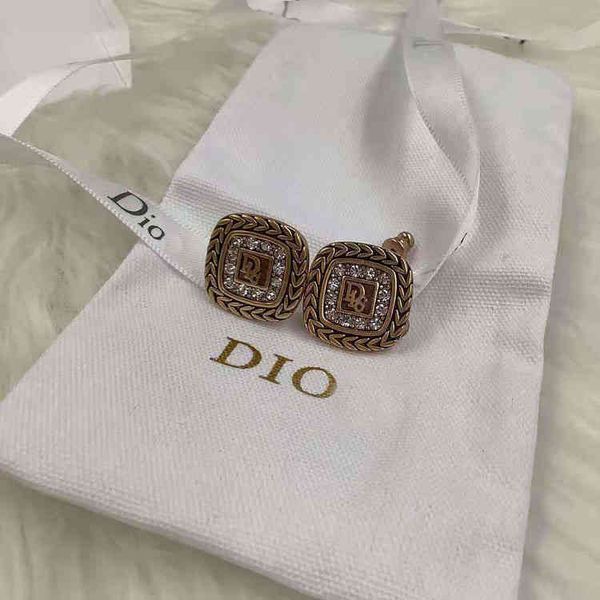 factory specials aa 2021 letter diamond wheat ear stud brass 925 silver needle earrings female
factory specials aa 2021 letter diamond wheat ear stud brass 925 silver needle earrings female