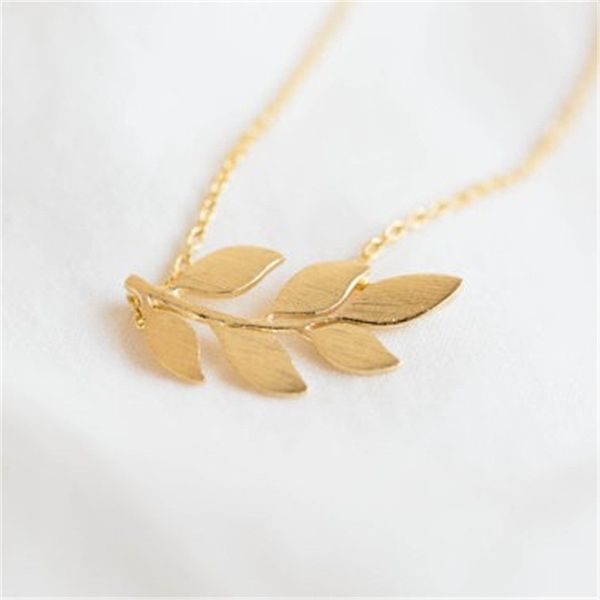 europe and the united states sautoir leaves women more leaf necklace pendant clavicle friend a gift, Silver
europe and the united states sautoir leaves women more leaf necklace pendant clavicle friend a gift, Silver