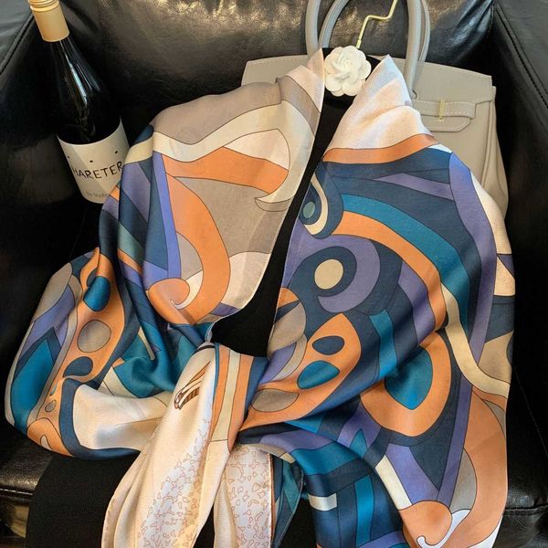 2021 korean early autumn simulation silk women's fashion printing medium and long warm windproof scarf shawl women, Blue;gray
2021 korean early autumn simulation silk women's fashion printing medium and long warm windproof scarf shawl women, Blue;gray