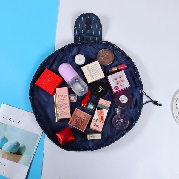 makeup bag polyester solid string hook&loop barrel-shaped high-capacity cosmetic travel bags korean lovely toiletry & cases
makeup bag polyester solid string hook&loop barrel-shaped high-capacity cosmetic travel bags korean lovely toiletry & cases
