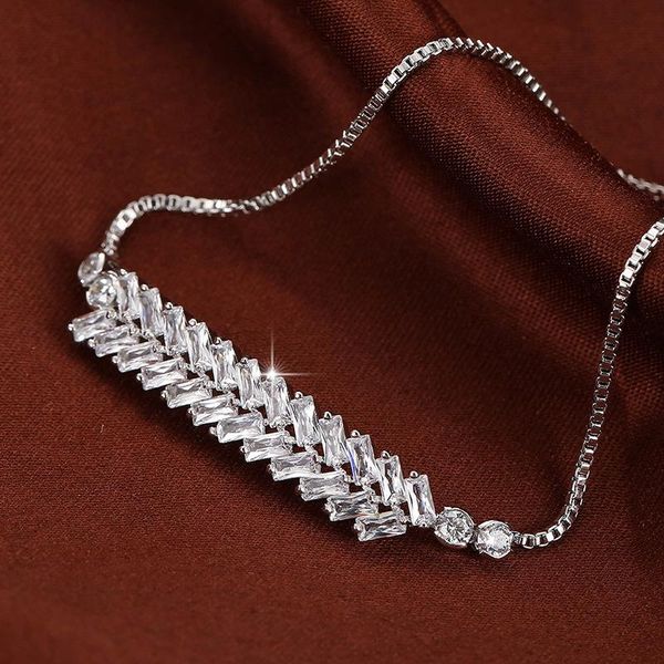 charm bracelets vintage female crystal leaf bracelet rose gold silver color for women cute white zircon stone party chain, Golden;silver
charm bracelets vintage female crystal leaf bracelet rose gold silver color for women cute white zircon stone party chain, Golden;silver