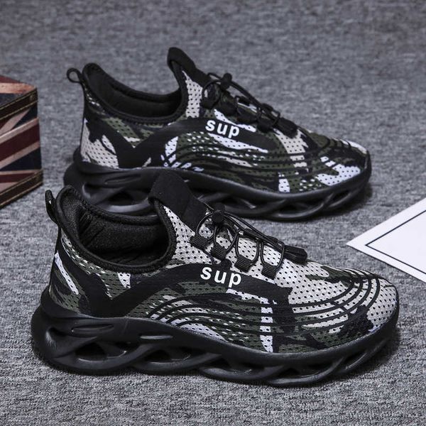 casual shoes sports men's flying mesh low running paris fashion weektraining sneakers
casual shoes sports men's flying mesh low running paris fashion weektraining sneakers