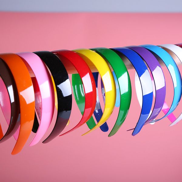 Fashion Women Girls Headdress Solid Color Plastic Non-Slip Wide Hair Hoop With Teeth Women Simple Hairband Hair Accessories
Fashion Women Girls Headdress Solid Color Plastic Non-Slip Wide Hair Hoop With Teeth Women Simple Hairband Hair Accessories