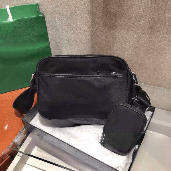CLASSIC FLOWER pd brand Men handbags designer crossbody bags briefcase fashion Composite luxury shoulder bag male classic large capacity cam
CLASSIC FLOWER pd brand Men handbags designer crossbody bags briefcase fashion Composite luxury shoulder bag male classic large capacity cam