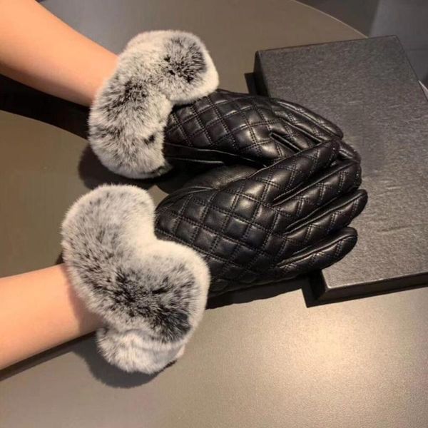 five fingers gloves ladies girls fashion winter real fur genuine leather women, Blue;gray
five fingers gloves ladies girls fashion winter real fur genuine leather women, Blue;gray