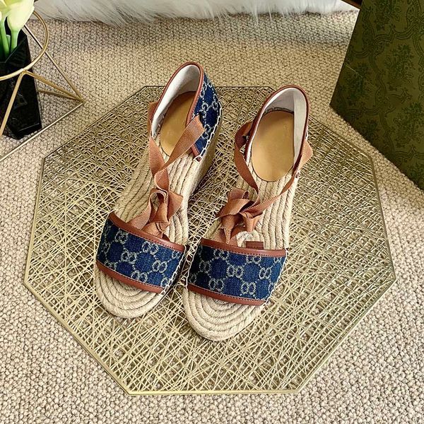 women luxury designer casual shoes with straw flax wedge sole sneakers size eur 35-41 with box recipt dust bag, Black
women luxury designer casual shoes with straw flax wedge sole sneakers size eur 35-41 with box recipt dust bag, Black