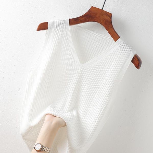 women's tanks & camis sleeveless knitted women tank vest solid v-neck elastic elegant office lady all match buttoming pulls tees, White
women's tanks & camis sleeveless knitted women tank vest solid v-neck elastic elegant office lady all match buttoming pulls tees, White
