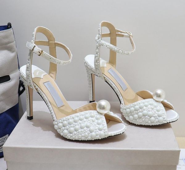 chaussures de designer weeks jimmy diamond mesh yarn high heels ray10 slippers sandals baby women nonslip shoes with breathable channel, Black;red
chaussures de designer weeks jimmy diamond mesh yarn high heels ray10 slippers sandals baby women nonslip shoes with breathable channel, Black;red