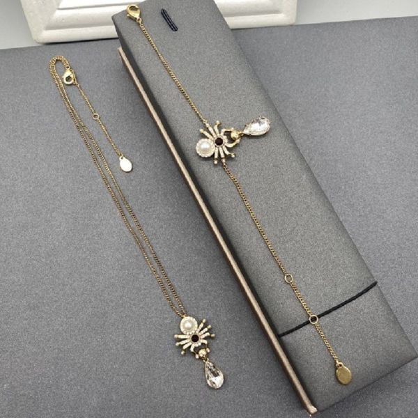design jewelry 2021 new sweater chain spider skull pearl rhinestone large pendant necklace bracelet autumn and winter clothes, Silver
design jewelry 2021 new sweater chain spider skull pearl rhinestone large pendant necklace bracelet autumn and winter clothes, Silver