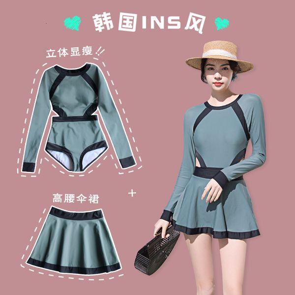 swimwear swimsuit women's one piece south korea ins2021 fashion sports style long sleeve swimming skirt student, White;black
swimwear swimsuit women's one piece south korea ins2021 fashion sports style long sleeve swimming skirt student, White;black