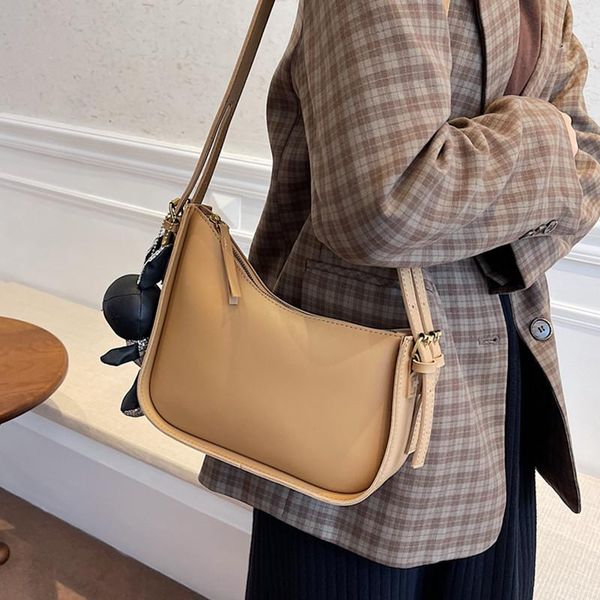evening bags small leather shoulder for women vintage broadband crossbody bag wide strap design ladies messenger casual handbag
evening bags small leather shoulder for women vintage broadband crossbody bag wide strap design ladies messenger casual handbag