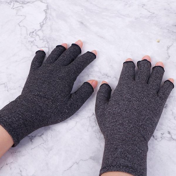 pair compression arthritis gloves arthritic joint pain relief hand therapy open fingers wrist support, Black;red
pair compression arthritis gloves arthritic joint pain relief hand therapy open fingers wrist support, Black;red