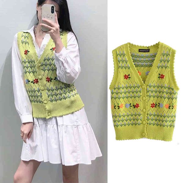 women's sweaters 2021 autumn and winter loose women flower decor knitting vest sweater v neck knitted sleeveless pullover casual, White;black
women's sweaters 2021 autumn and winter loose women flower decor knitting vest sweater v neck knitted sleeveless pullover casual, White;black