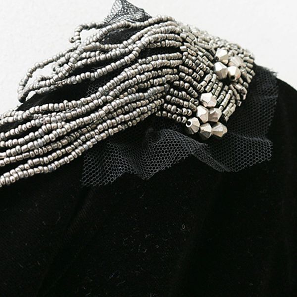 2021vintage beading appliques velvet bodysuit women 2021 fashion backless v neck crossover ladies playsuits casual body femme, Black;white
2021vintage beading appliques velvet bodysuit women 2021 fashion backless v neck crossover ladies playsuits casual body femme, Black;white