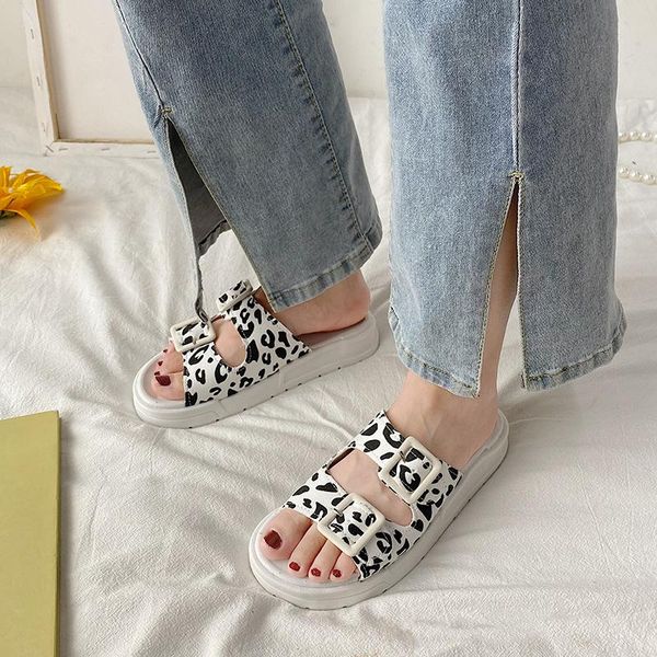 slippers women summer female shoes slides platform low fashion 2021 leopard soft luxury flat beach print pu floral basic, Black
slippers women summer female shoes slides platform low fashion 2021 leopard soft luxury flat beach print pu floral basic, Black