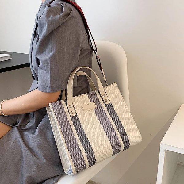 evening bags 2021 fashion wide band single shoulder messenger bag summer premium texture tote
evening bags 2021 fashion wide band single shoulder messenger bag summer premium texture tote