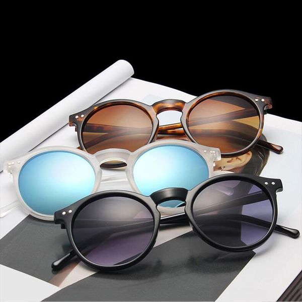 brand designer round sunglasses women vintage retro female sun glasses colorful mirror classic gradient black leopard oculos, White;black
brand designer round sunglasses women vintage retro female sun glasses colorful mirror classic gradient black leopard oculos, White;black