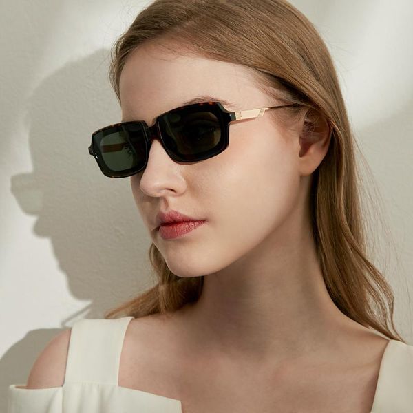 sunglasses style small square frame sunglasses, ladies metal big face, outdoor sunscreen fashion uv400, White;black
sunglasses style small square frame sunglasses, ladies metal big face, outdoor sunscreen fashion uv400, White;black