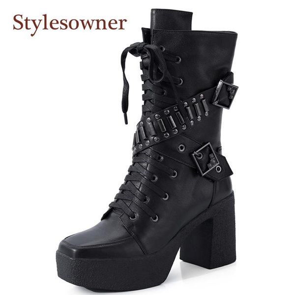 boots 2021 style crocodile pattern thick-soled rivet women's short handsome belt buckle metal decoration motorcycle, Black
boots 2021 style crocodile pattern thick-soled rivet women's short handsome belt buckle metal decoration motorcycle, Black