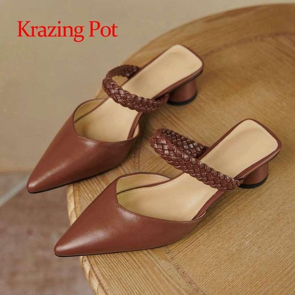 krazing pot genuine leather med heel pointed toe weave shallow high streetwear mature solid young lady slip on sandals women l27, Black
krazing pot genuine leather med heel pointed toe weave shallow high streetwear mature solid young lady slip on sandals women l27, Black