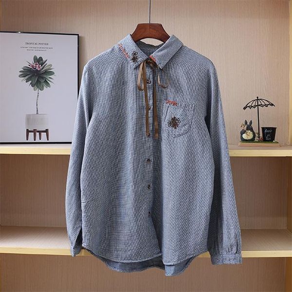 women's blouses & shirts 2021 spring women embroidered lacing turndown collar double cotton yarn long sleeve shirt, White
women's blouses & shirts 2021 spring women embroidered lacing turndown collar double cotton yarn long sleeve shirt, White