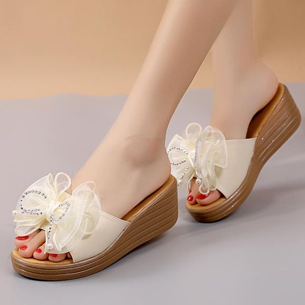 slippers high-heeled shoes lady soft on a wedge slipers women platform butterfly-knot slides fashion comfort 2021 luxury butterf, Black
slippers high-heeled shoes lady soft on a wedge slipers women platform butterfly-knot slides fashion comfort 2021 luxury butterf, Black