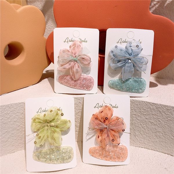 2 pcs korea fashion children's sequins water drop bb clip sweet girl princess beautiful cute mesh bow flower hairpin headwear, Slivery;white
2 pcs korea fashion children's sequins water drop bb clip sweet girl princess beautiful cute mesh bow flower hairpin headwear, Slivery;white