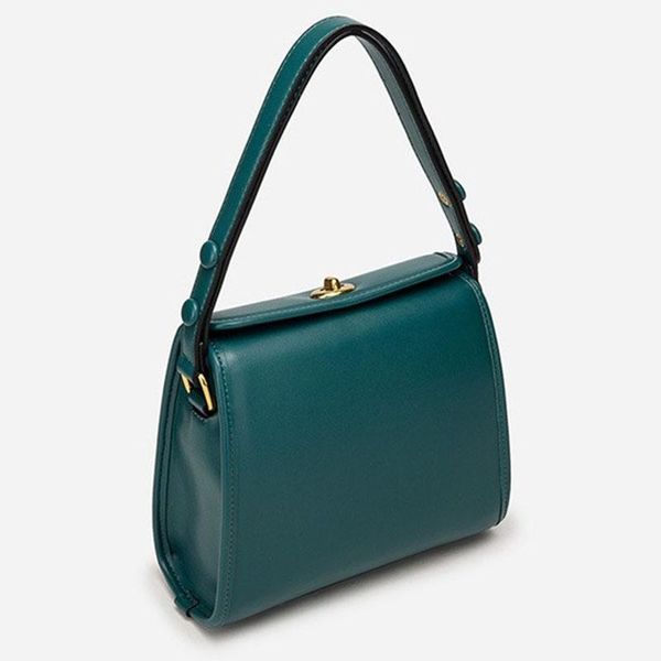 handbag women luxurys designers bags 2021 crossbody bag for trendy retro box casu purse multi pochette louisbags_18
handbag women luxurys designers bags 2021 crossbody bag for trendy retro box casu purse multi pochette louisbags_18
