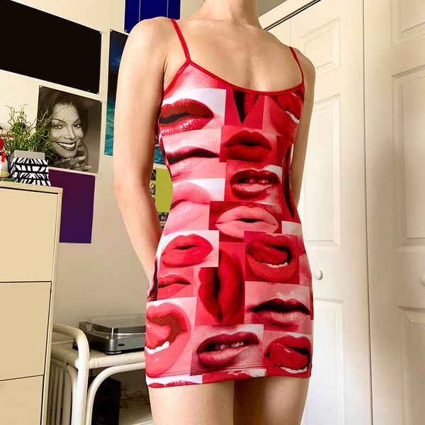 casual dresses 2021 summer street fashion lips print nightclub slim skinny strapless red lip sling dress female low-cut, Black;gray
casual dresses 2021 summer street fashion lips print nightclub slim skinny strapless red lip sling dress female low-cut, Black;gray