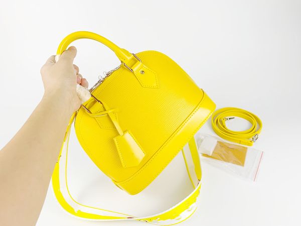 branded crossbody handbag designer tote bag mini luxurys bags fashion women shoulder wave pattern cowhide original unique curved shape model
branded crossbody handbag designer tote bag mini luxurys bags fashion women shoulder wave pattern cowhide original unique curved shape model