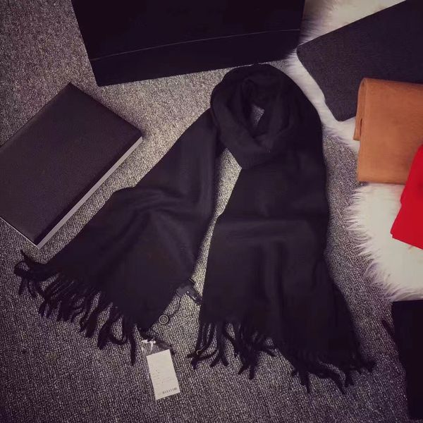 luxury designer brand scarfs high-end ladies cashmere scarf wool shawl scarves size 70x180cm 4 colors with original box, Blue;gray
luxury designer brand scarfs high-end ladies cashmere scarf wool shawl scarves size 70x180cm 4 colors with original box, Blue;gray