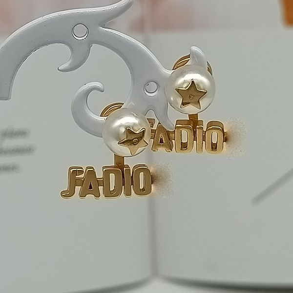 design jewelry old s925 silver needle letter women's earrings pearl bronze girls' earrings, Golden
design jewelry old s925 silver needle letter women's earrings pearl bronze girls' earrings, Golden