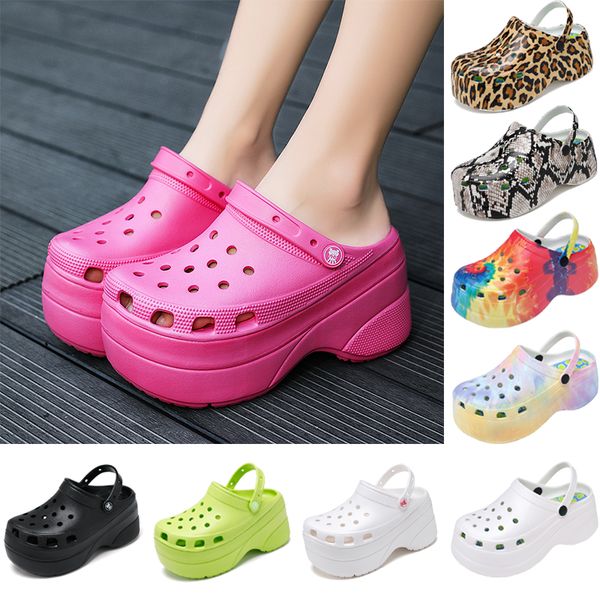 luxurys designers shoes croc heels women 2021 summer slippers woman breathable slip on plus size 42 zapatillas hombre tenis masc, Black
luxurys designers shoes croc heels women 2021 summer slippers woman breathable slip on plus size 42 zapatillas hombre tenis masc, Black