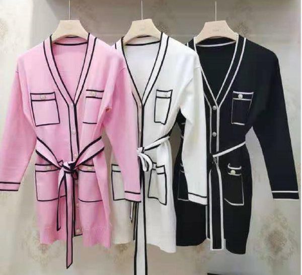 pink runway waistcoat elegant designer women's sweater with single long cardigan stripes, White;black
pink runway waistcoat elegant designer women's sweater with single long cardigan stripes, White;black
