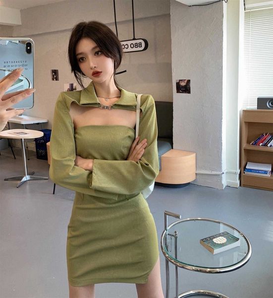 niche 8962 matcha green short coat slim waist drs two piece women's suit, Black
niche 8962 matcha green short coat slim waist drs two piece women's suit, Black