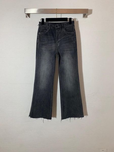 button letter single-breasted design trousers, hairy beard and micro-flared wide-leg pants jeans women's, Blue
button letter single-breasted design trousers, hairy beard and micro-flared wide-leg pants jeans women's, Blue