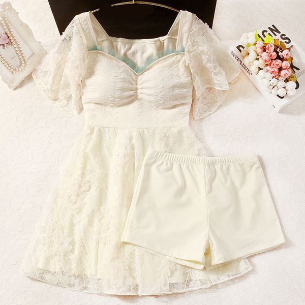 swimwear 2021 covered belly show thin conservative fission skirt spring bathing suits female students, White;black
swimwear 2021 covered belly show thin conservative fission skirt spring bathing suits female students, White;black