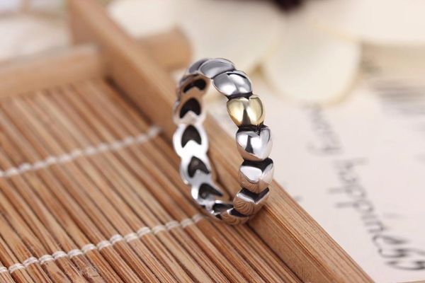 cluster rings a wholesale sale fashion jewelry pave setting charm heart to 925 silver retro ring for woman, Golden;silver
cluster rings a wholesale sale fashion jewelry pave setting charm heart to 925 silver retro ring for woman, Golden;silver