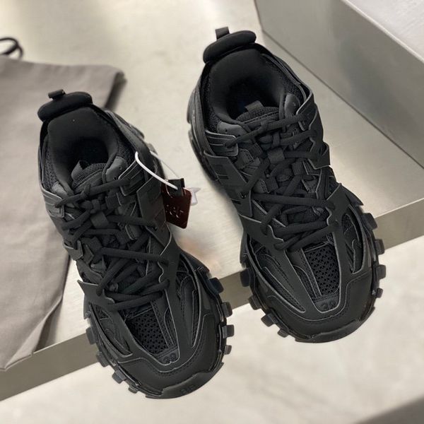personality fashion famous comfortable and antiskid slippers boys sneakers lace-up shoes with genuine leather casual q1, Red;white
personality fashion famous comfortable and antiskid slippers boys sneakers lace-up shoes with genuine leather casual q1, Red;white