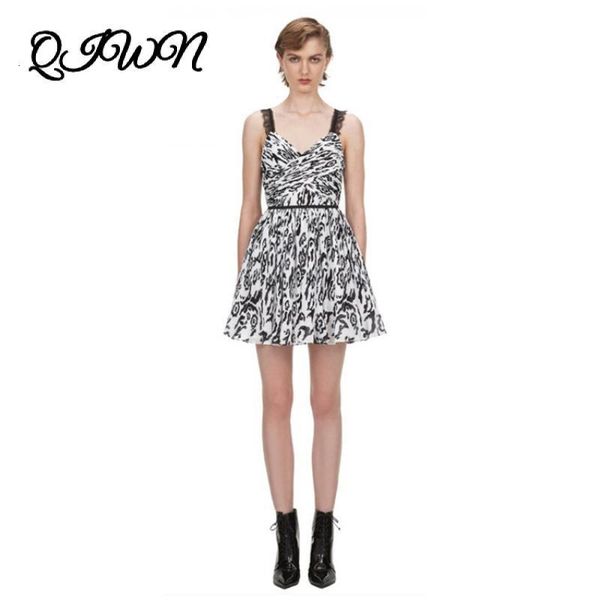 casual dresses luxury women summer black white leopard print pleated strap mini dress designer runway fashion party holiday vestidos g6hk, Black;gray
casual dresses luxury women summer black white leopard print pleated strap mini dress designer runway fashion party holiday vestidos g6hk, Black;gray
