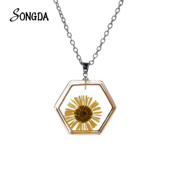 pendant necklaces kawaii acrylic eternal flower necklace transparent hexagonal glass art design elegant and exquisite ladies jewelry gifts, Silver
pendant necklaces kawaii acrylic eternal flower necklace transparent hexagonal glass art design elegant and exquisite ladies jewelry gifts, Silver